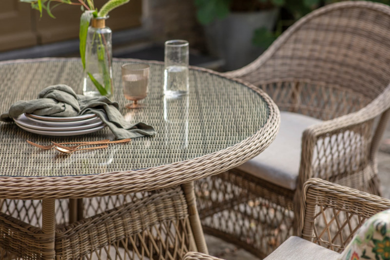 Rosemoor 120cm Round Table with 4 Armchairs, Parasol and Base photo