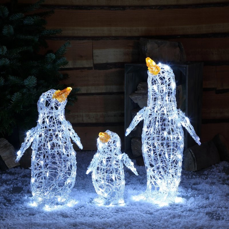 60CM PENGUIN FAMILY 160 LEDS SPUN ACRYLIC