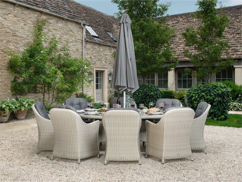 Bramblecrest 8 2025 seater dining set