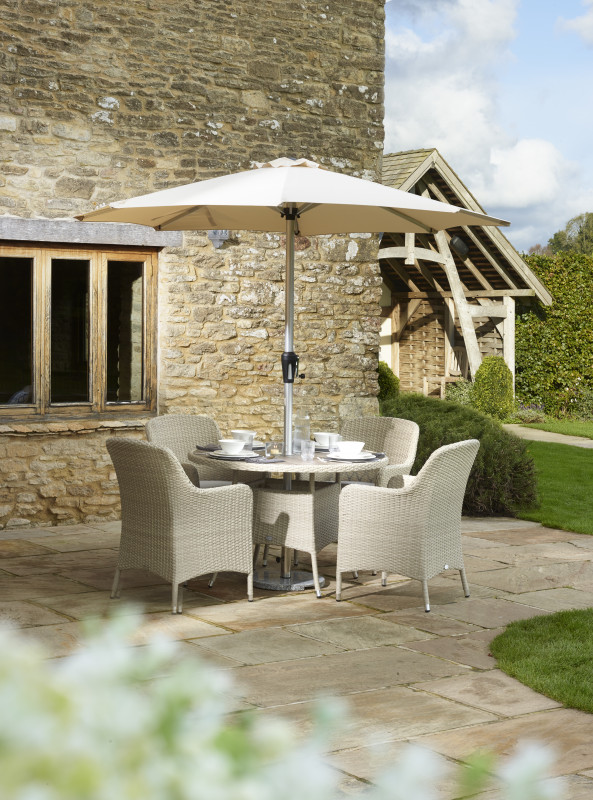 Tetbury 4 Seat Dining Set with Parasol & Base