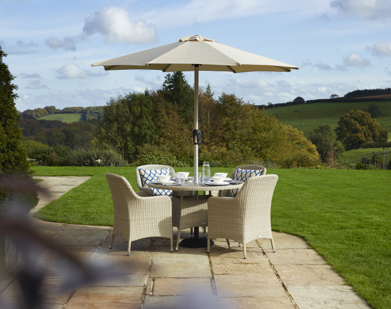 Tetbury 4 Seat Dining Set with Parasol & Base photo