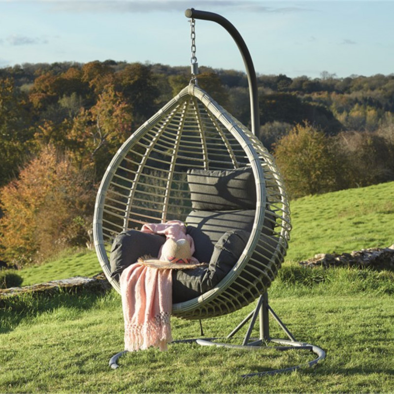 Bramblecrest single cocoon 2025