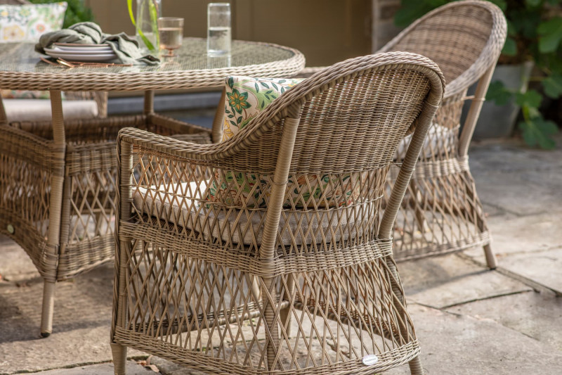 Rosemoor 120cm Round Table with 4 Armchairs, Parasol and Base photo