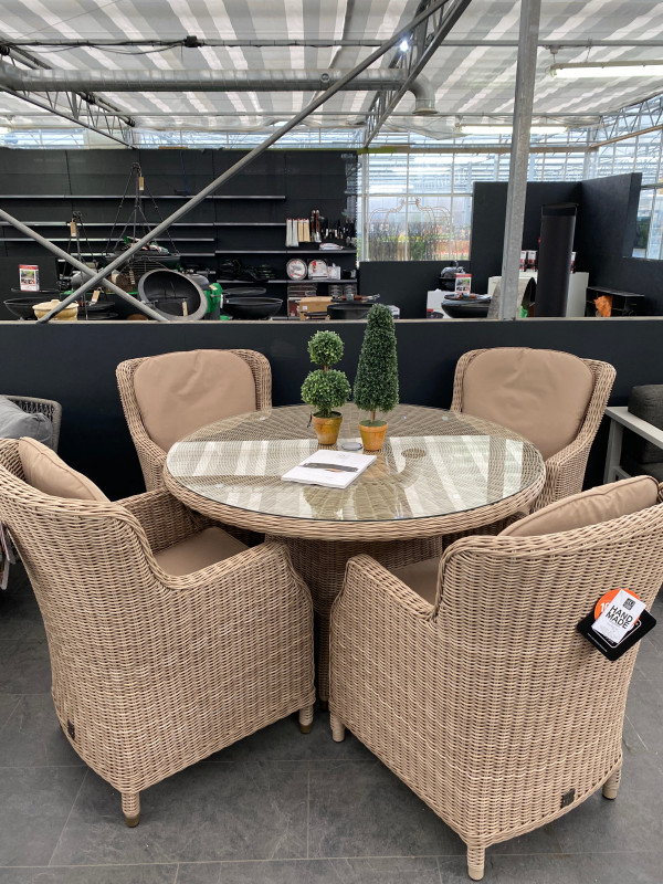 4 Seasons- Brighton 4 seater Dining Set- OUT OF STOCK photo