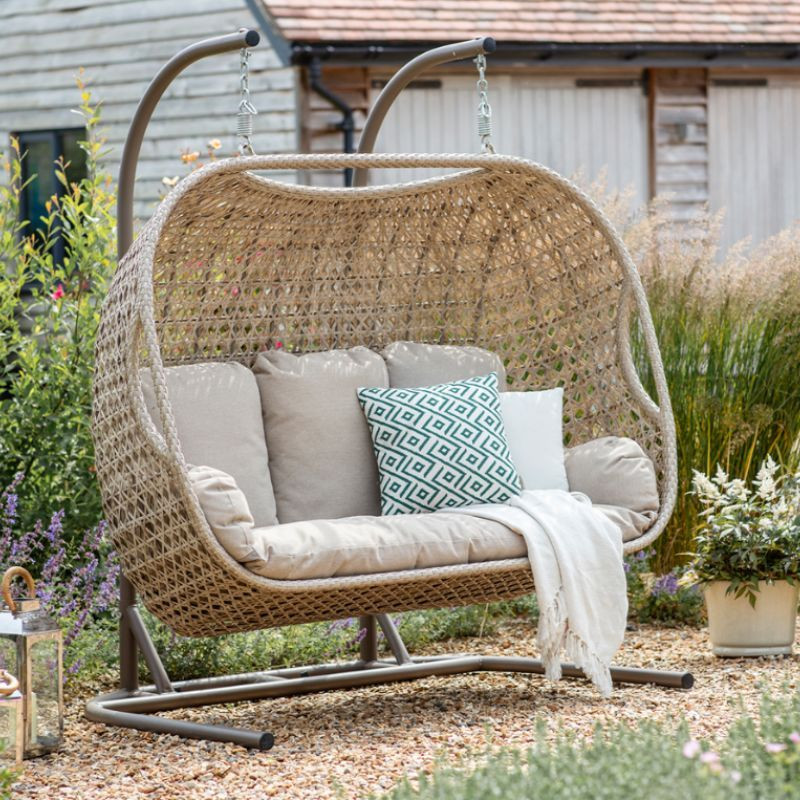 Bramblecrest Chedworth Triple Cocoon - Sandstone