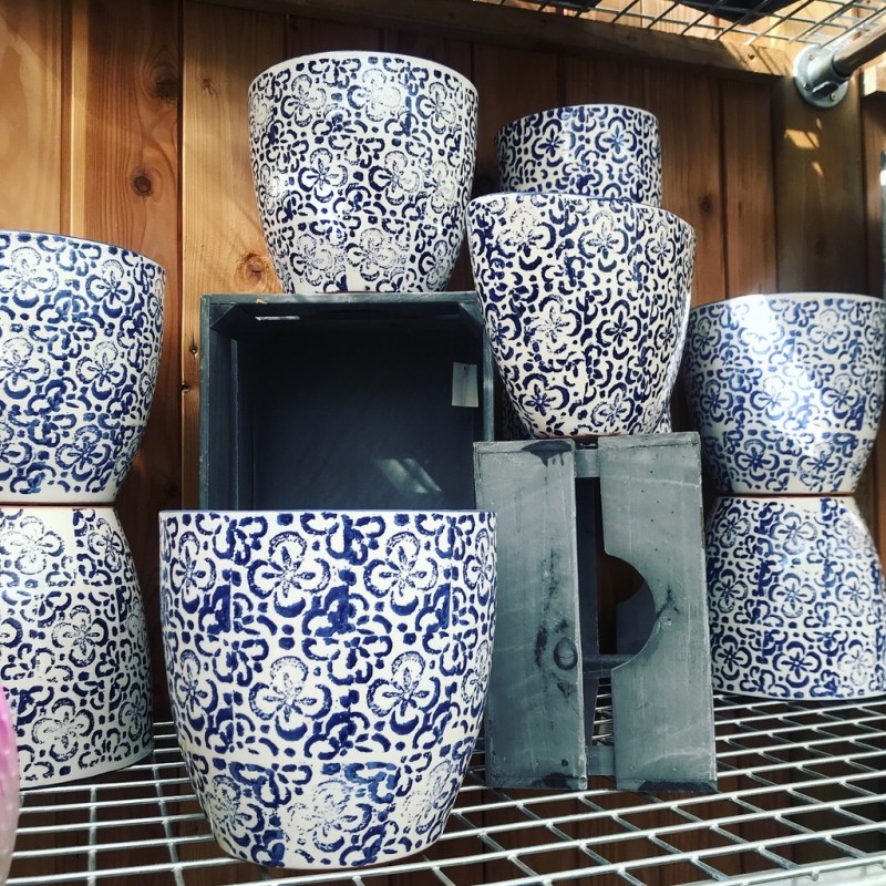 Pots And Containers